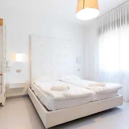 Regina 3* Καόρλε