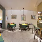 Regina Отель 3*