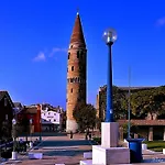 Regina 3*