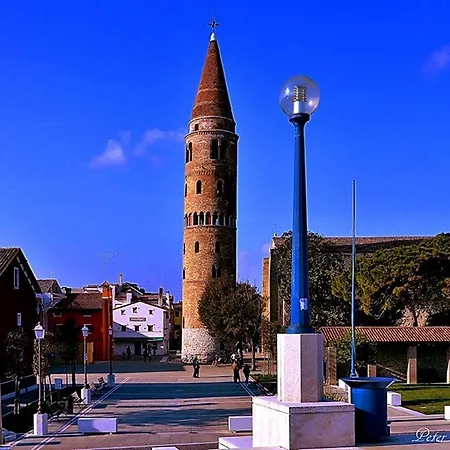 Regina 3*